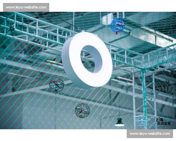 虚拟现实观赛！身临其境的足球体验，科技改变观赛方式！