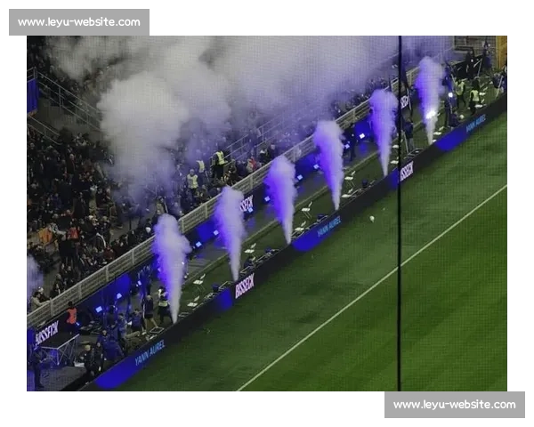 疫情下的法甲新赛季，球迷能否重返看台，点燃球场激情