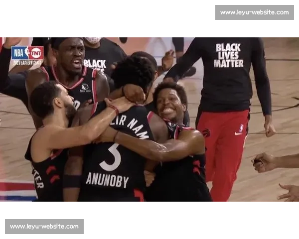 绝杀时刻!这记助攻,点燃了整个赛场的热情 绝杀时刻!这记助攻,点燃了整个赛场的热情