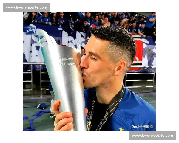 转会传闻飞满天，神秘买家锁定中超巨星！