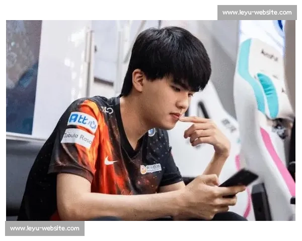 XX战队战术分析：一次失误葬送好局网友：教练背锅！